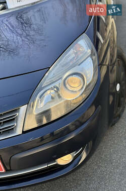 Минивэн Renault Scenic 2008 в 