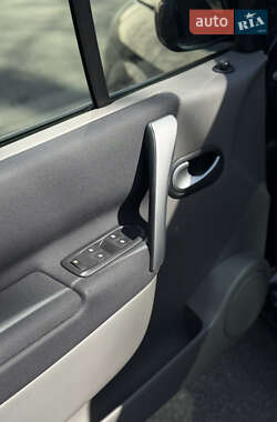 Минивэн Renault Scenic 2008 в 