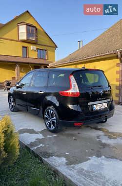 Мінівен Renault Scenic 2011 в 