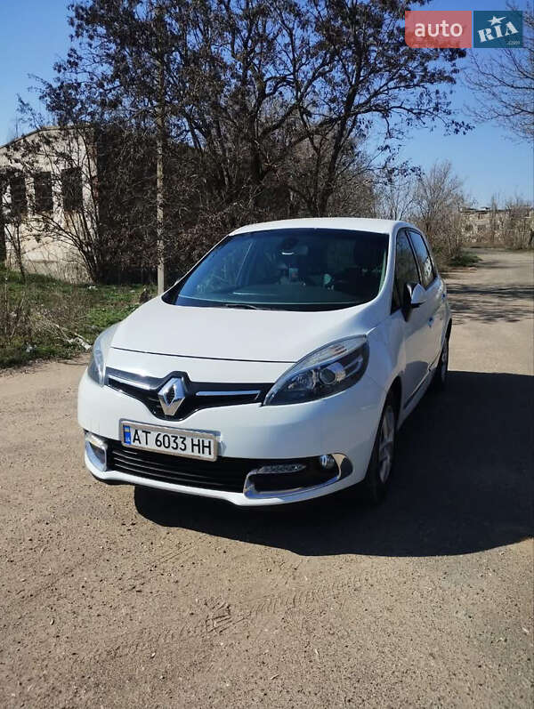 Renault Scenic 2015