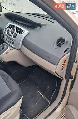 Мінівен Renault Scenic 2006 в 