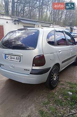 Минивэн Renault Scenic 2003 в 