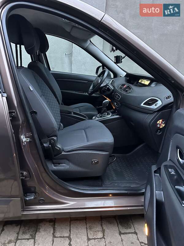 Мінівен Renault Scenic 2010 в Запоріжжі