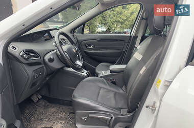 Минивэн Renault Scenic 2012 в 