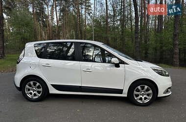 Минивэн Renault Scenic 2012 в 