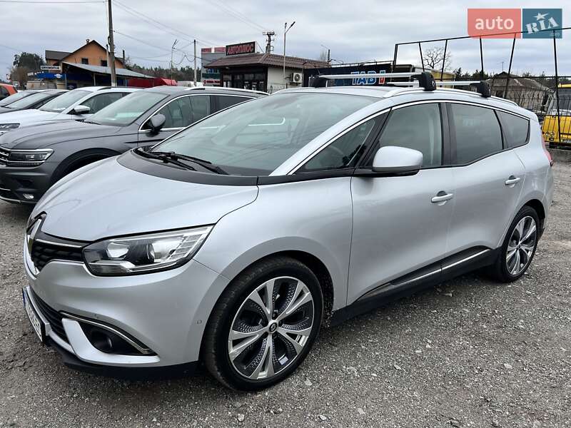 Минивэн Renault Scenic 2017 в 