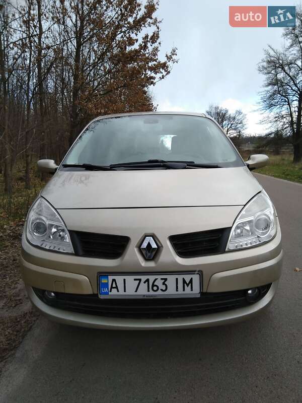 Минивэн Renault Scenic 2008 в 