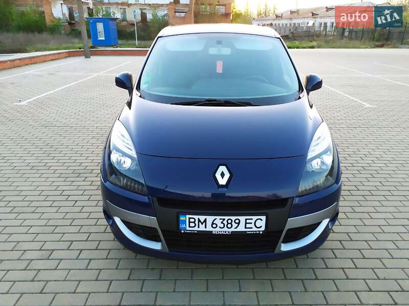 Мінівен Renault Scenic 2011 в Ромнах