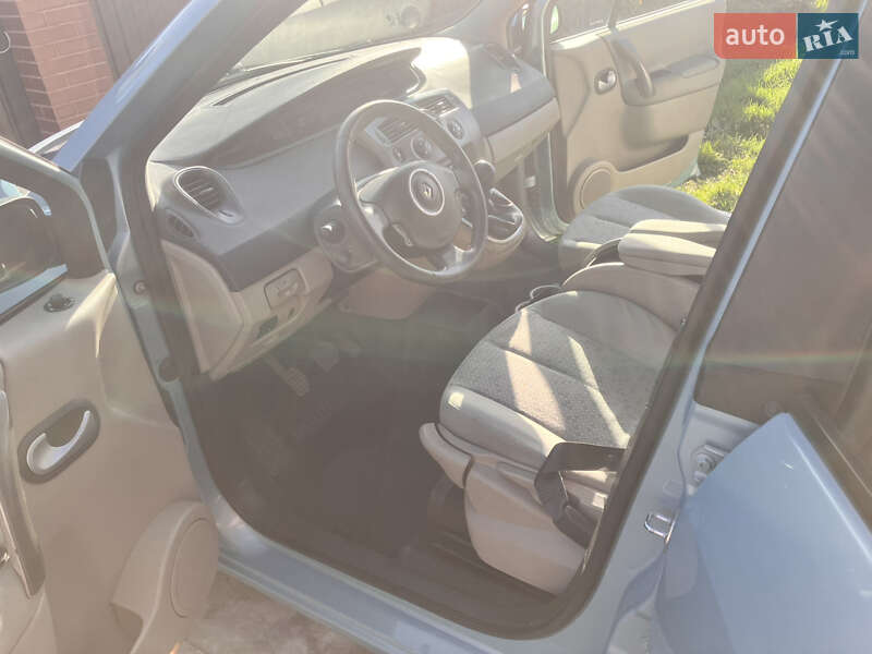 Минивэн Renault Scenic 2008 в Черновцах
