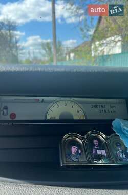 Минивэн Renault Scenic 2010 в 