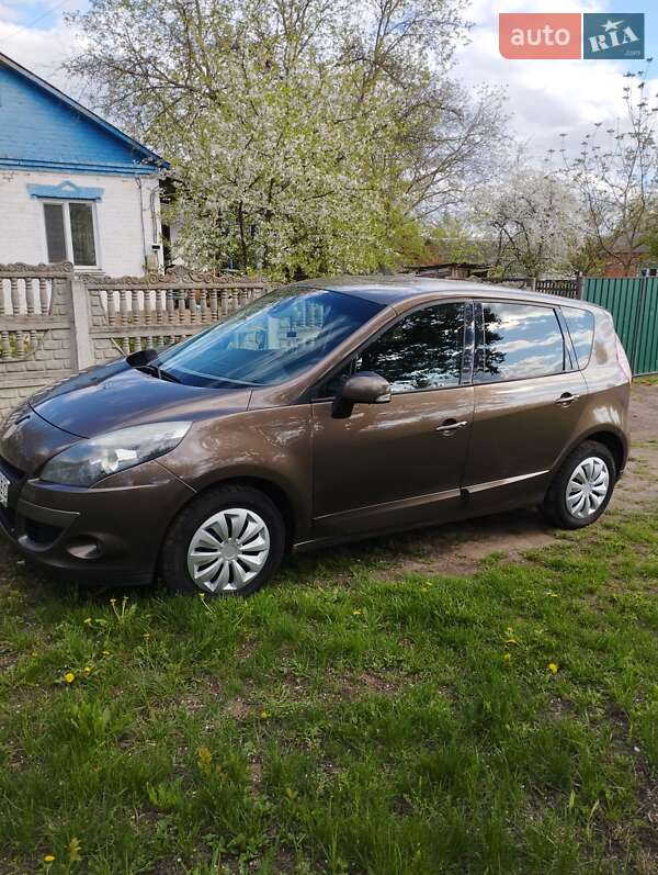 Renault Scenic 2010