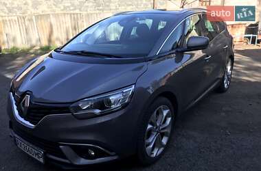 Минивэн Renault Scenic 2018 в 