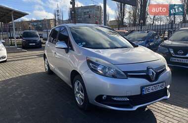 Минивэн Renault Scenic 2014 в 