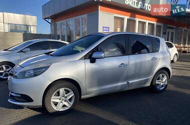 Минивэн Renault Scenic 2014 в 