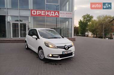 Минивэн Renault Scenic 2014 в 