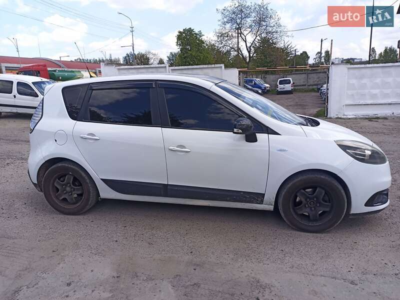 Минивэн Renault Scenic 2012 в Львове