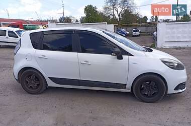 Минивэн Renault Scenic 2012 в 