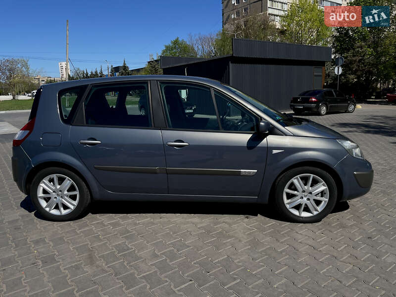 Мінівен Renault Scenic 2006 в 
