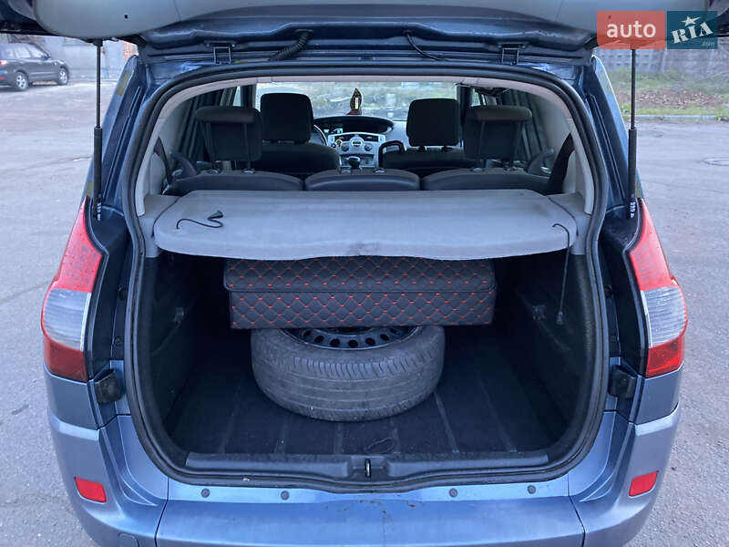 Минивэн Renault Scenic 2008 в Черкассах