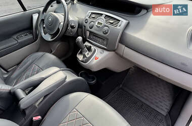 Минивэн Renault Scenic 2006 в 