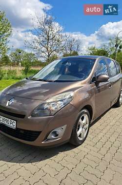 Мінівен Renault Scenic 2011 в Стрию
