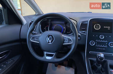 Минивэн Renault Scenic 2019 в 
