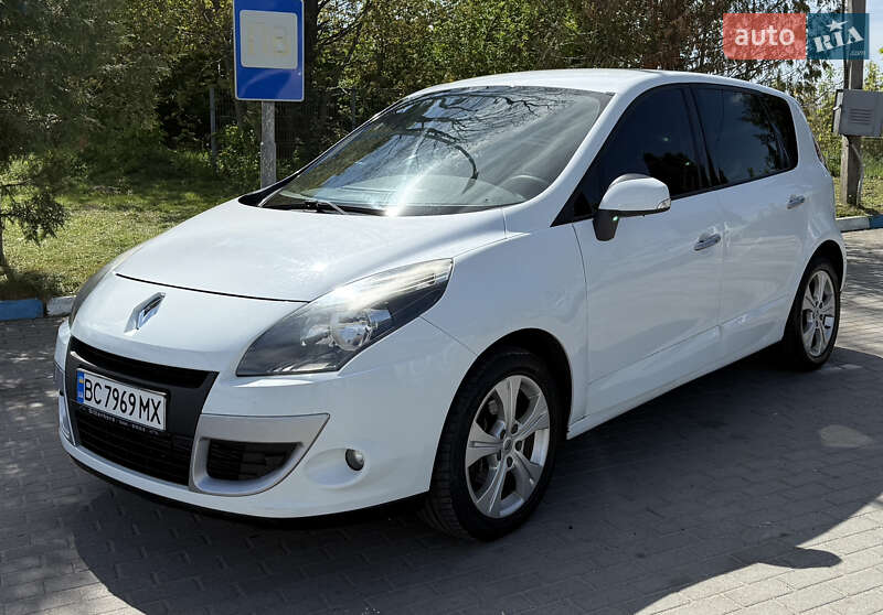 Мінівен Renault Scenic 2010 в 
