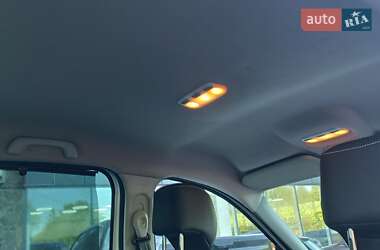 Минивэн Renault Scenic 2016 в 