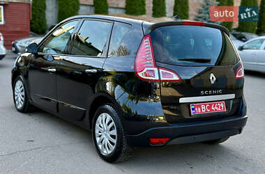 Минивэн Renault Scenic 2010 в 