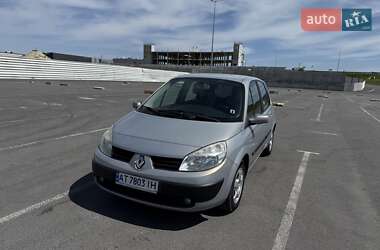 Минивэн Renault Scenic 2005 в 