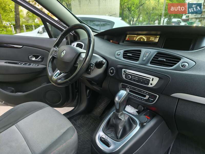 Минивэн Renault Scenic 2014 в Луцке