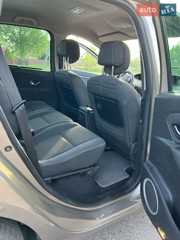 Мінівен Renault Scenic 2010 в Черкасах