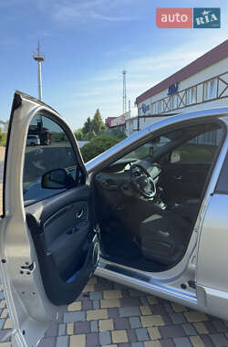 Минивэн Renault Scenic 2009 в 