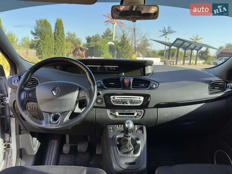 Минивэн Renault Scenic 2009 в Южноукраинске