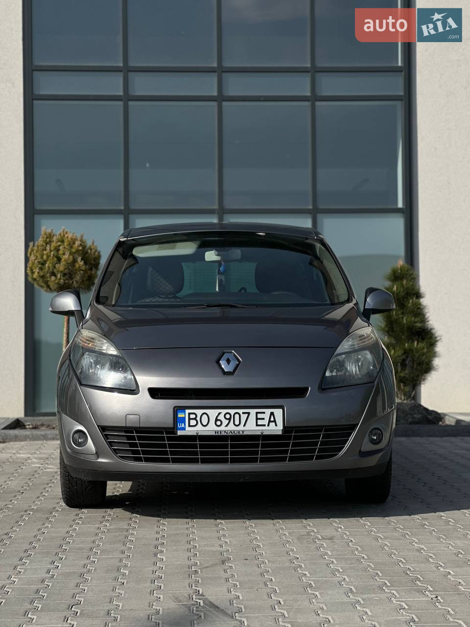 2010 Renault Scenic - мініатюра 19