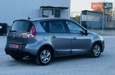 Мінівен Renault Scenic 2011 в 