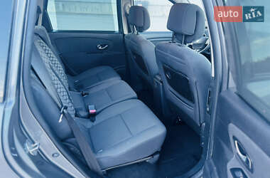 Мінівен Renault Scenic 2011 в 