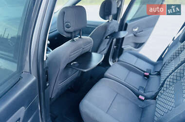 Мінівен Renault Scenic 2011 в 