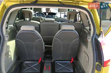 Минивэн Renault Scenic 2004 в 