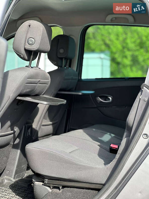 Минивэн Renault Scenic 2010 в Тернополе