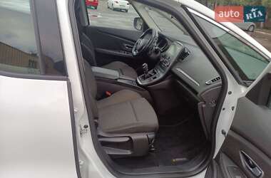 Минивэн Renault Scenic 2019 в 