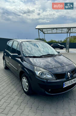 Минивэн Renault Scenic 2009 в 