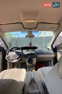 Минивэн Renault Scenic 2006 в 