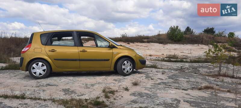 Мінівен Renault Scenic 2005 в 