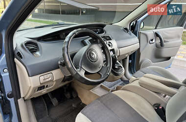 Минивэн Renault Scenic 2005 в 