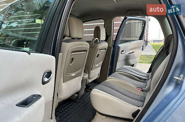 Минивэн Renault Scenic 2005 в 
