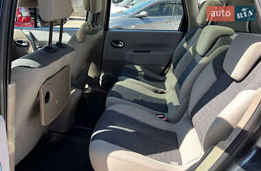 Минивэн Renault Scenic 2006 в 