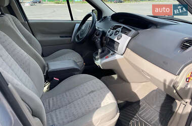 Минивэн Renault Scenic 2005 в 