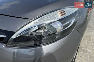 Мінівен Renault Scenic 2015 в 