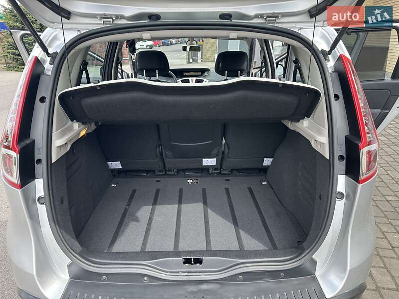 Минивэн Renault Scenic 2010 в Луцке